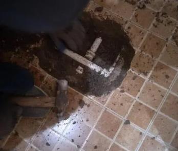 松桃卫生间漏水维修公司为您分享下卫生间渗水如何处理及注意事项